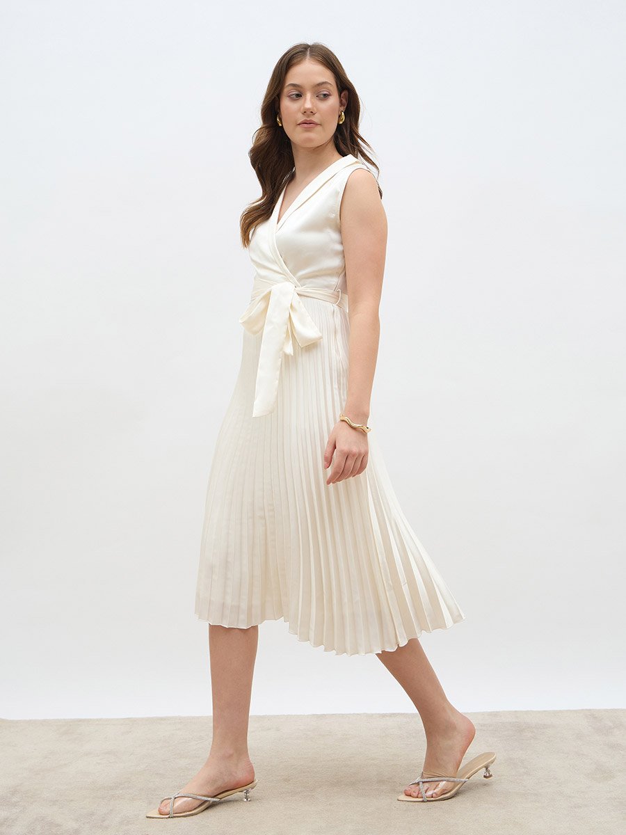 Sleeveless Pleated A-Line Wrap Midi Dress