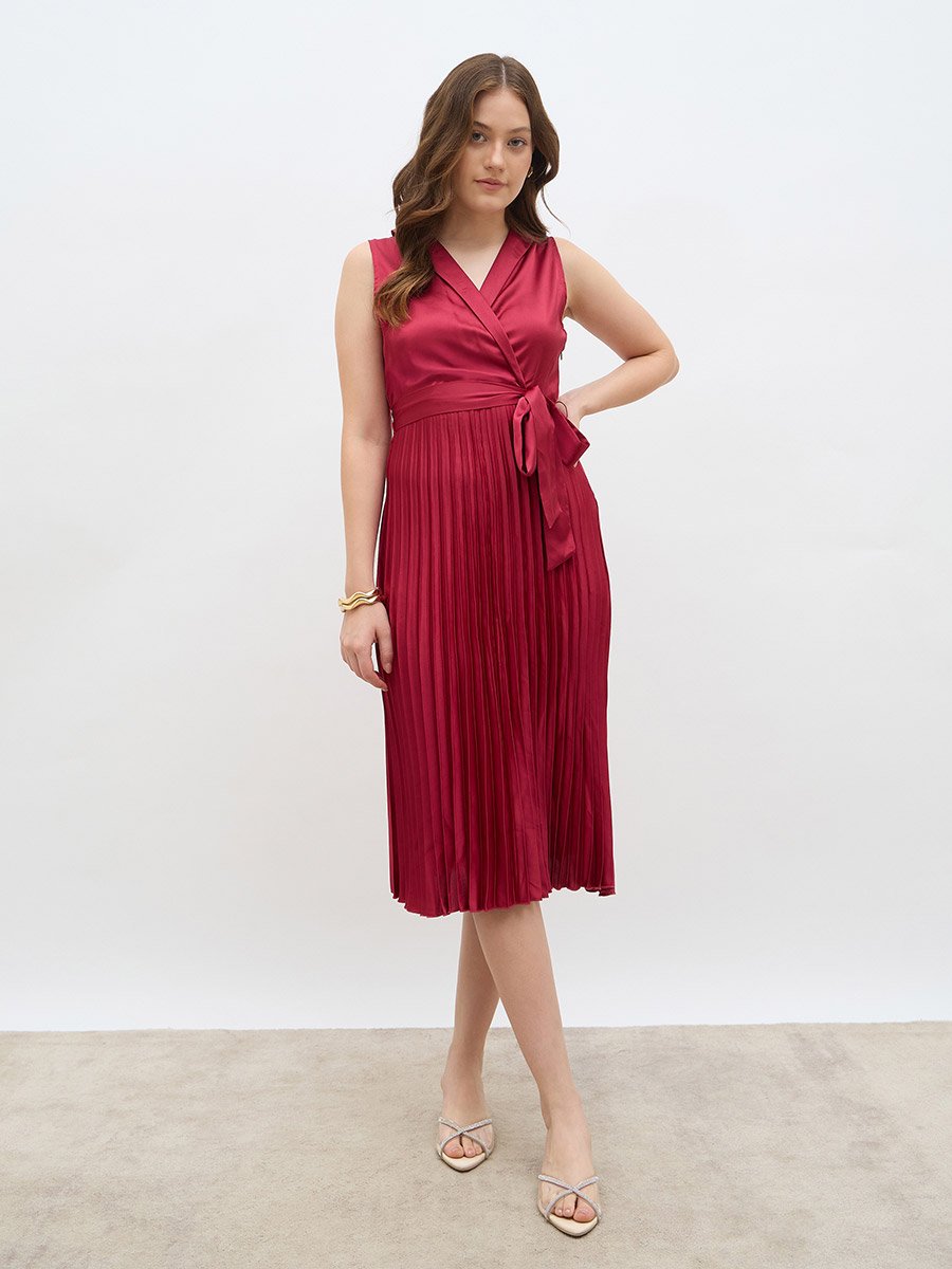 Sleeveless Pleated A-Line Wrap Midi Dress