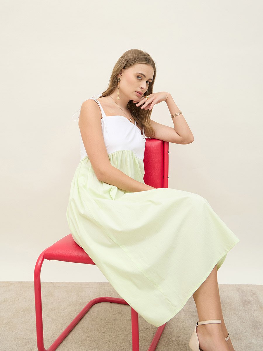 Color Block A-Line Strappy Midi Dress For Women at Kuwait | Styli Color Block A-Line Strappy Midi Dress For Women at Kuwait | Styli