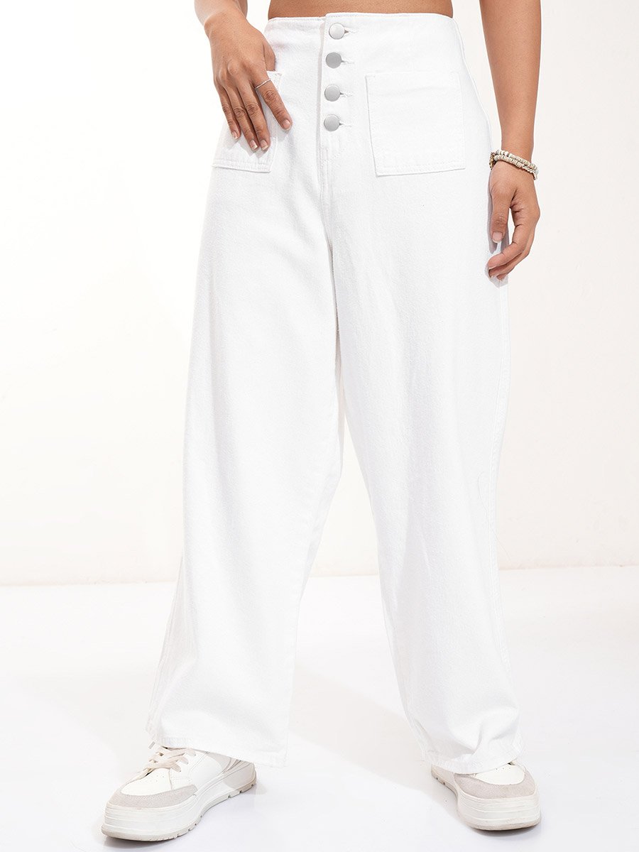 Mid Rise Straight Fit Jeans with Buttons Detail