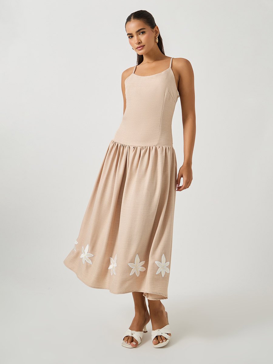 Flower Applique Strappy A-Line Midi Dress