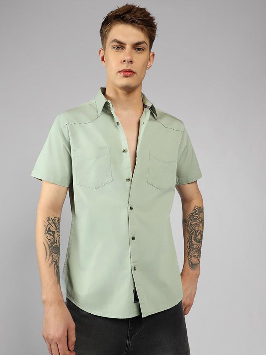 Solid Regular Fit Spread Collar Shirt