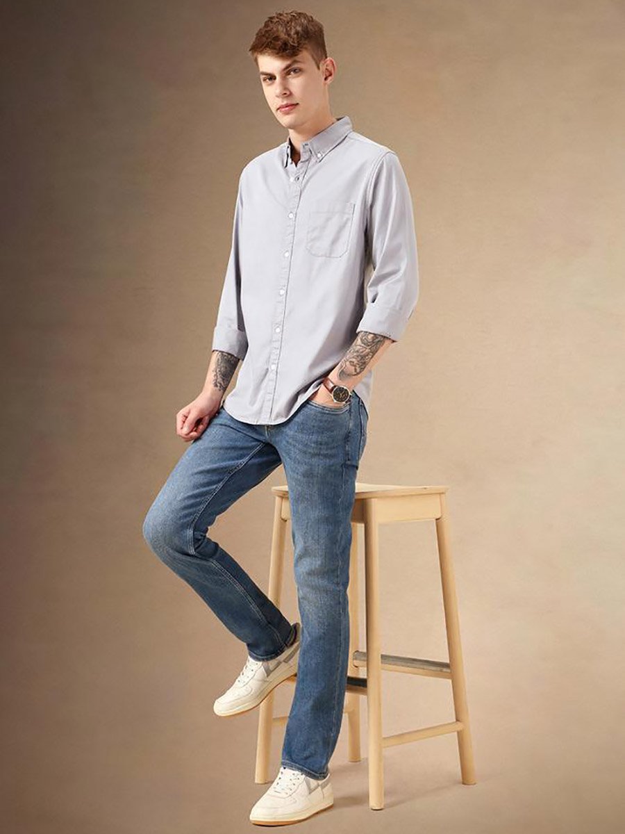 Solid Relaxed Fit Spread Collar Shirt with Pocket