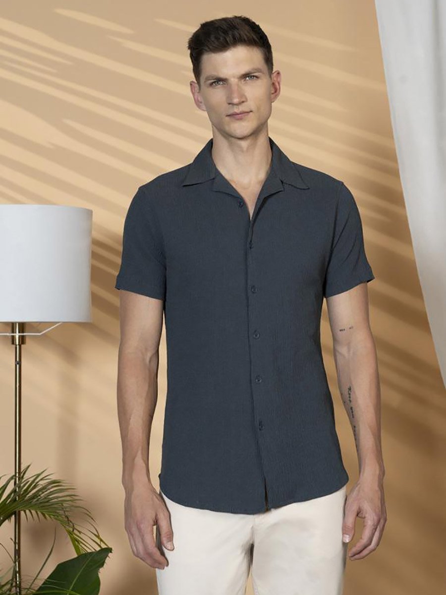 Solid Relaxed Fit Spread Collar Shirt