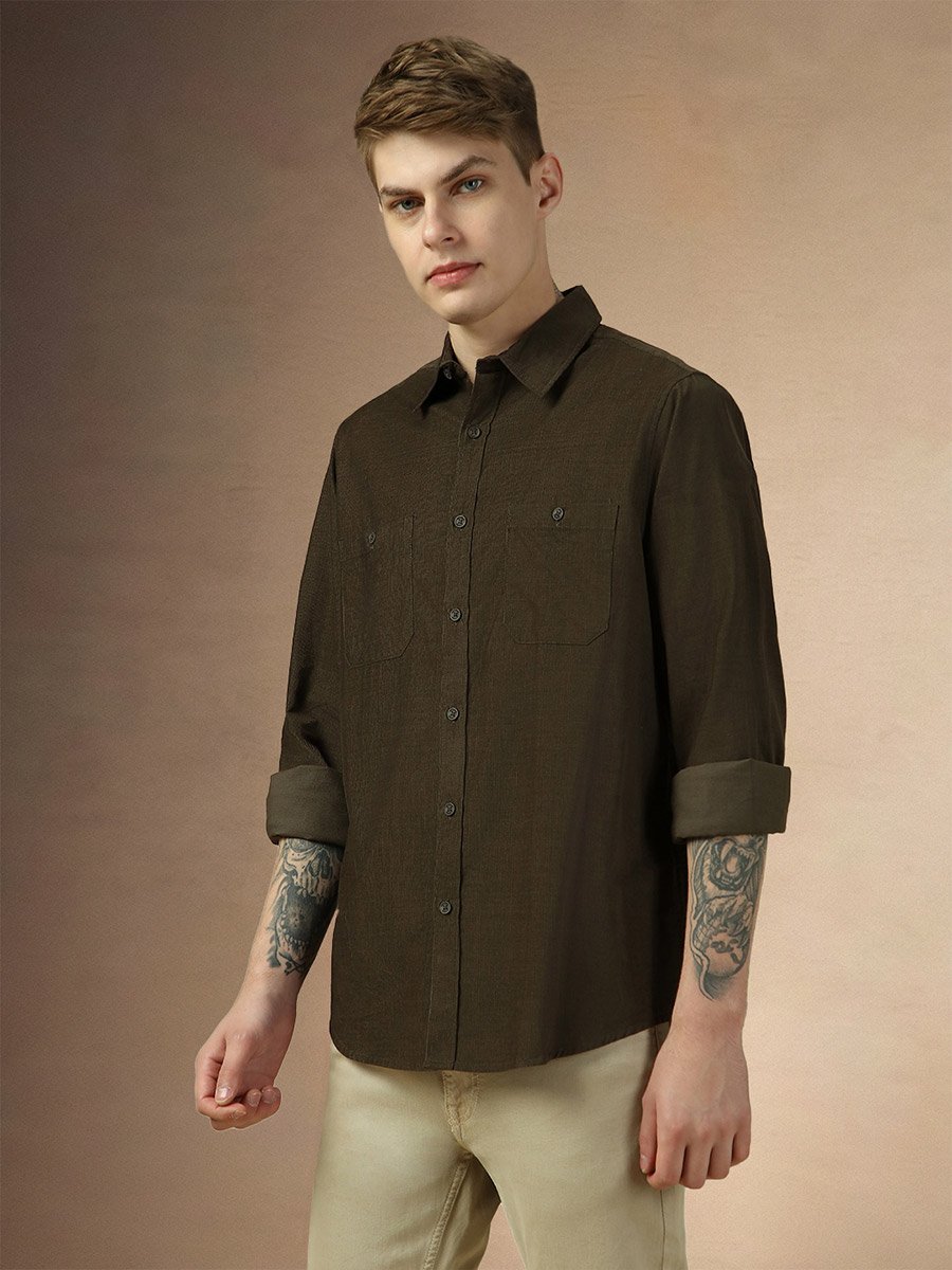 Solid Relaxed Fit Spread Collar Shirt with Pocket