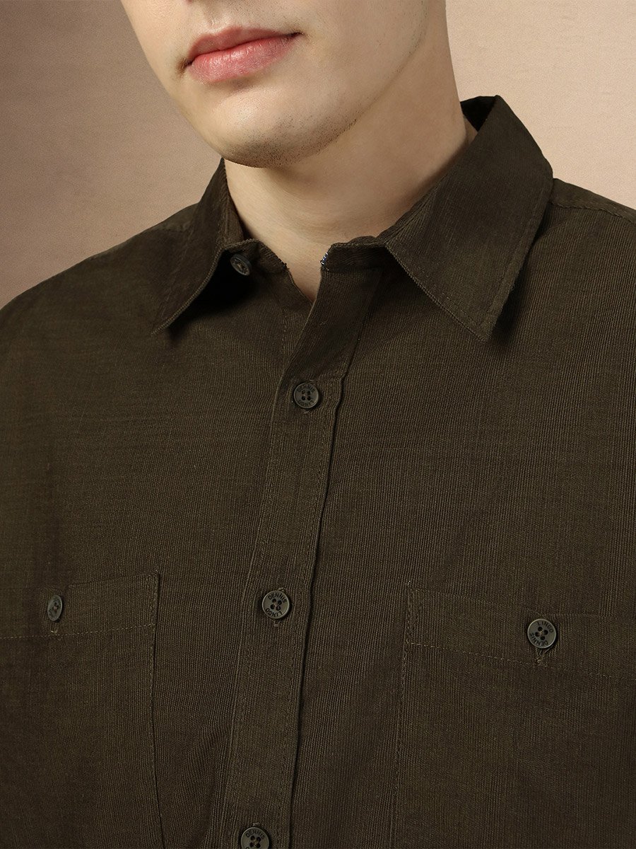 Solid Relaxed Fit Spread Collar Shirt with Pocket