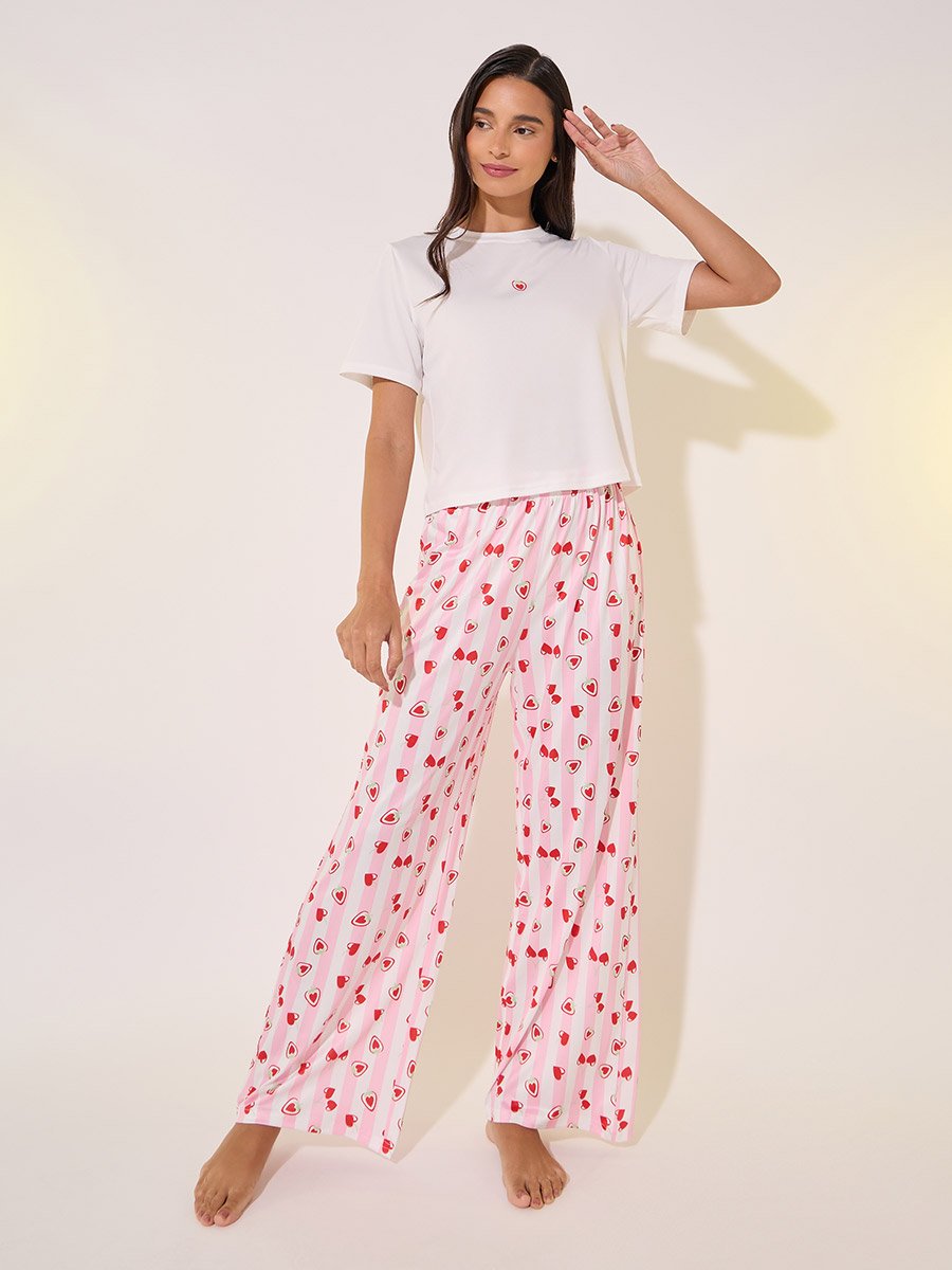 Heart Print Regular Fit T-Shirt and Pyjama Pants Set