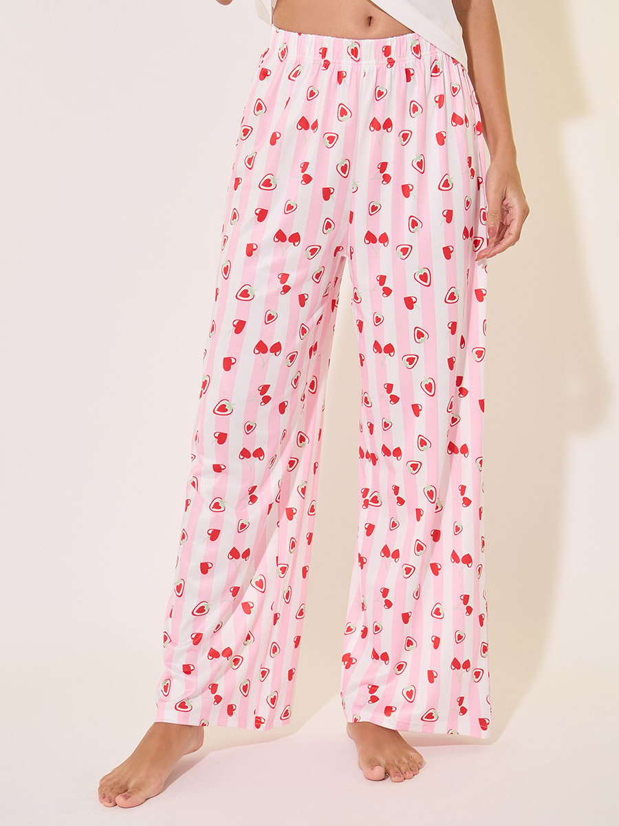 Heart Print Regular Fit T-Shirt and Pyjama Pants Set