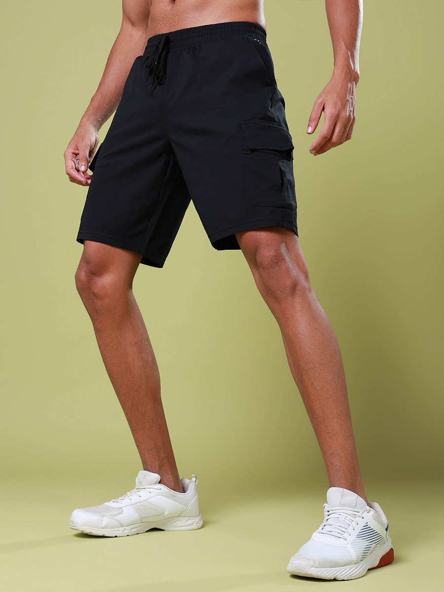 Solid Slim Fit Cargo Shorts with TS FLEXI