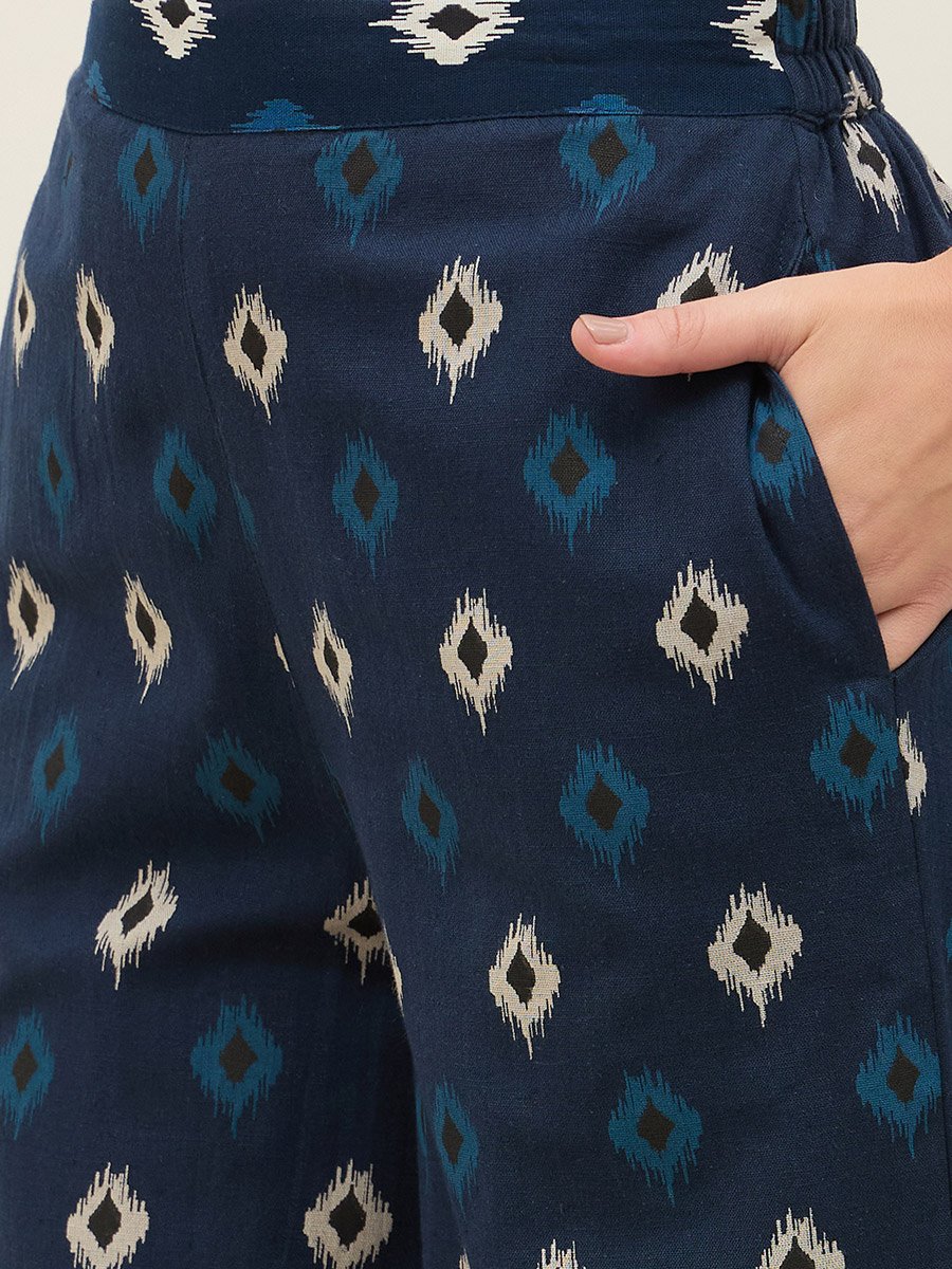 Oversized Printed Vest and Straight Fit Pants Co-Ords