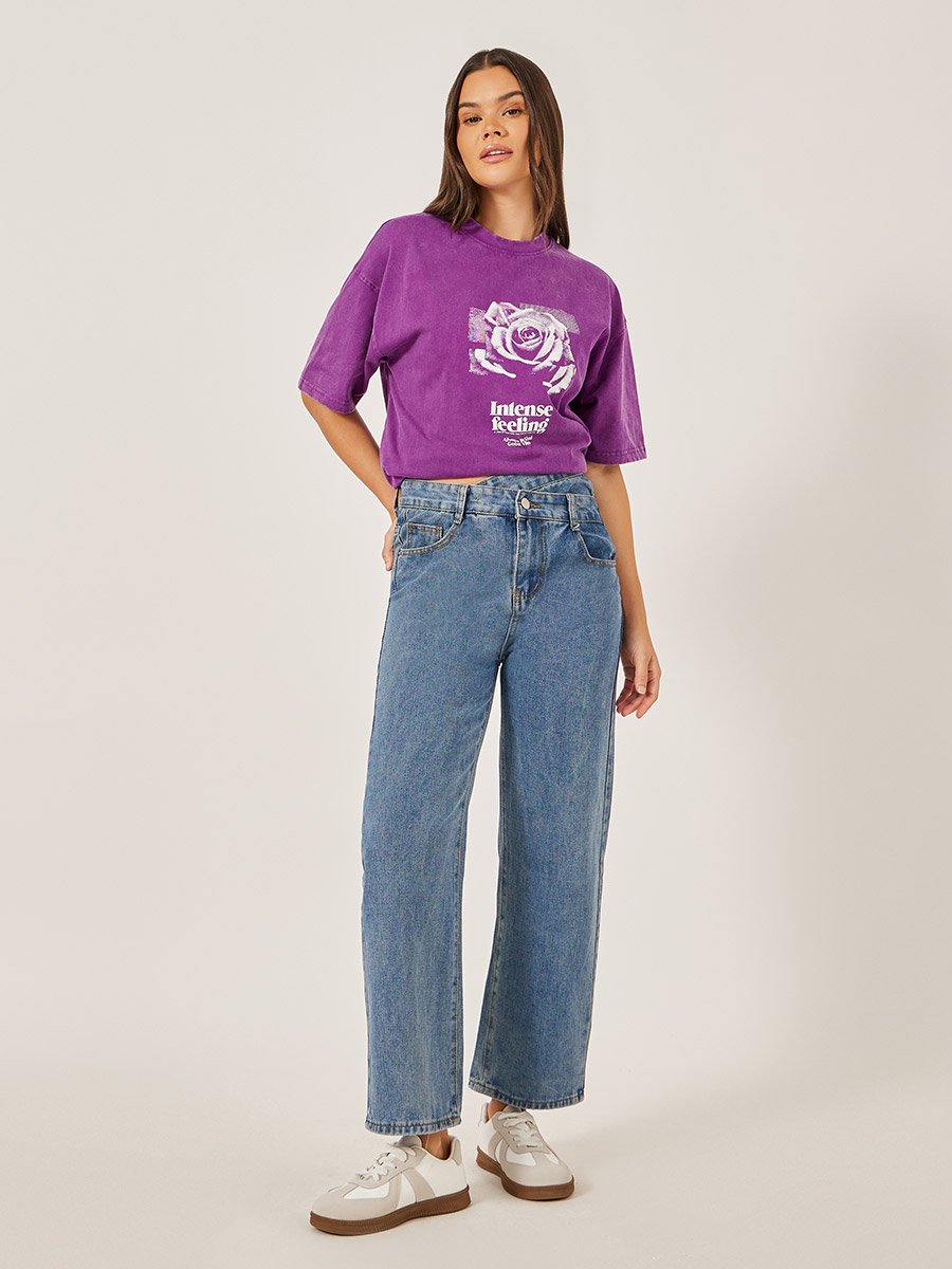 Wide Leg Faded Jeans with Asymmetric Waistband