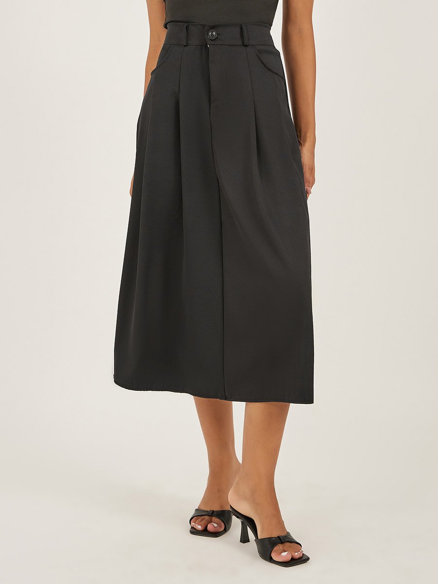 Pleated Mid Rise A-Line Skirt