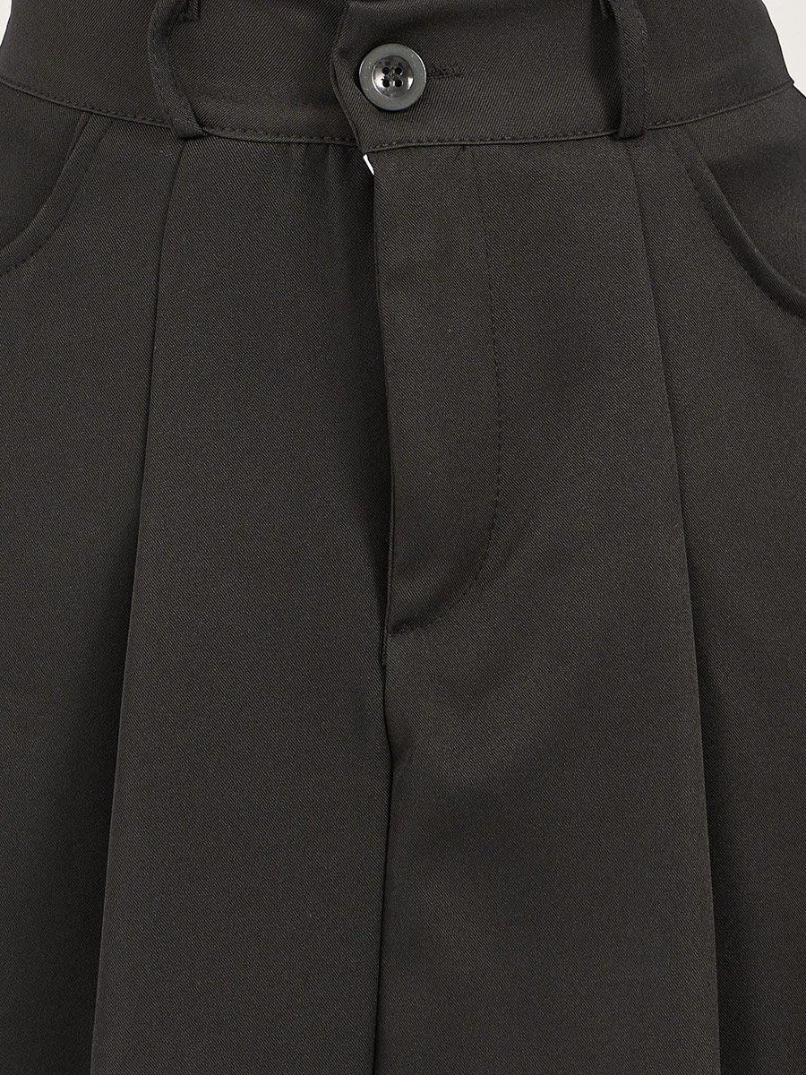 Pleated Mid Rise A-Line Skirt