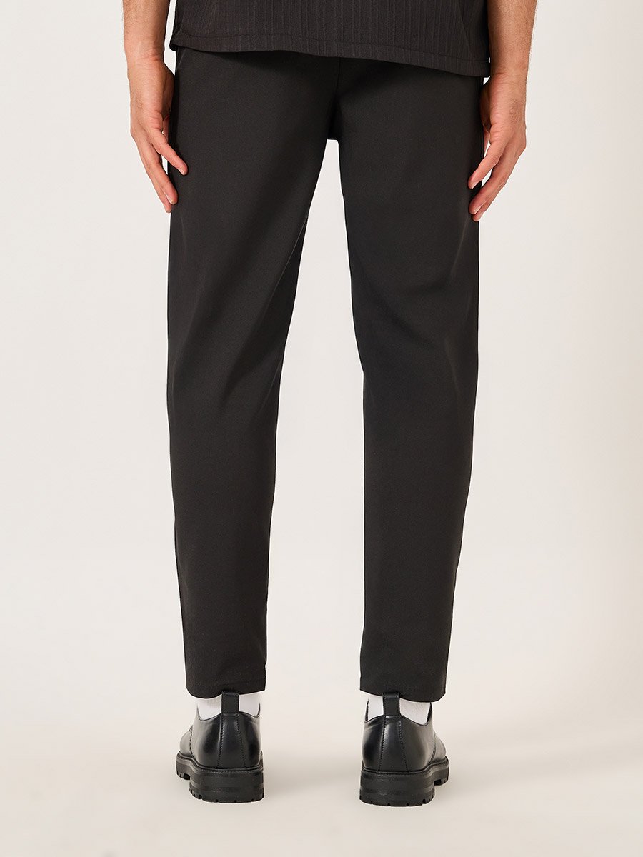 Solid Slant Pocket Tapered Pants
