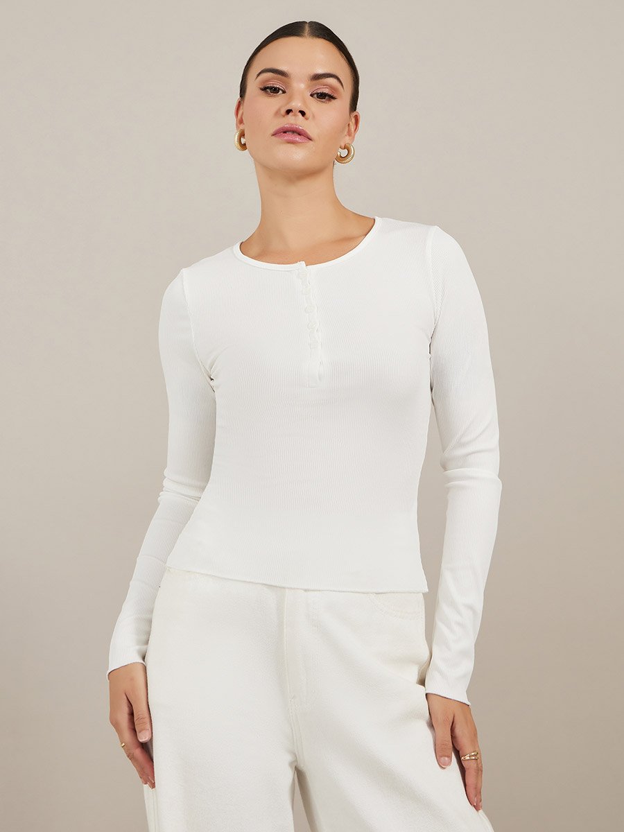Slim Fit Buttoned Round Neck Top