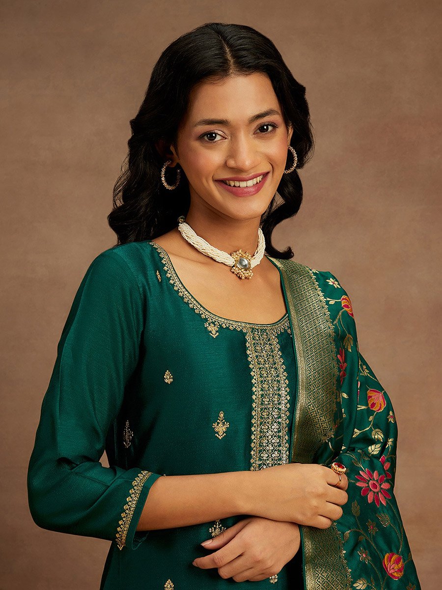 Embroidered Straight Kurta and Solid Trousers with Dupatta Set