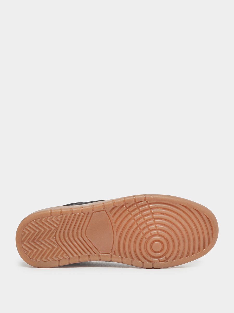 Uptown Suede Low Ankle Sneakers