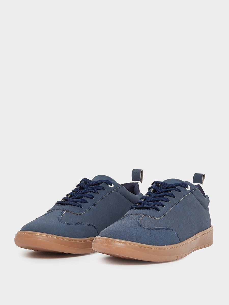 Old Money Grainy Low Top Lace Up Sneakers