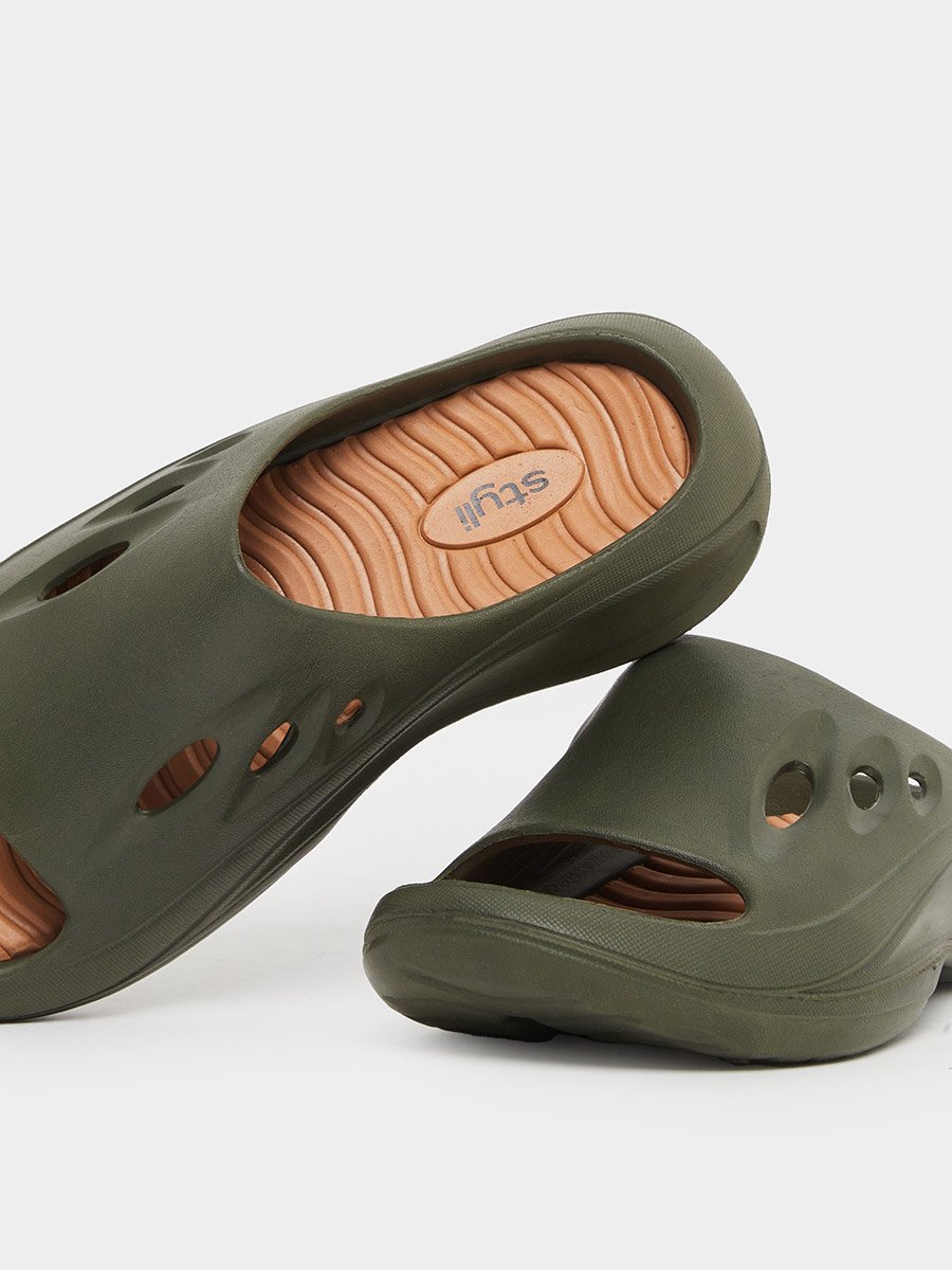 Plain Cut Out Chunky Slides