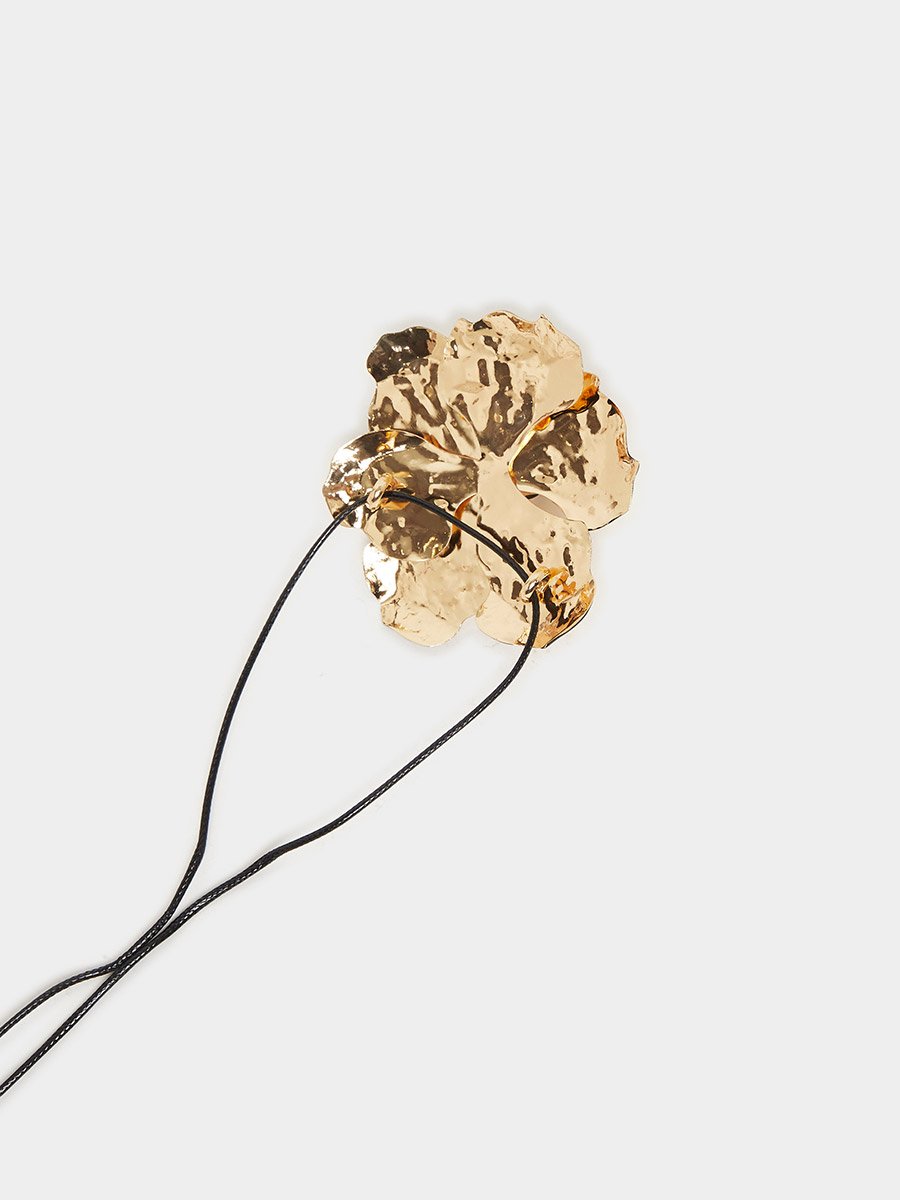 Flower Accent Thread Choker Necklace