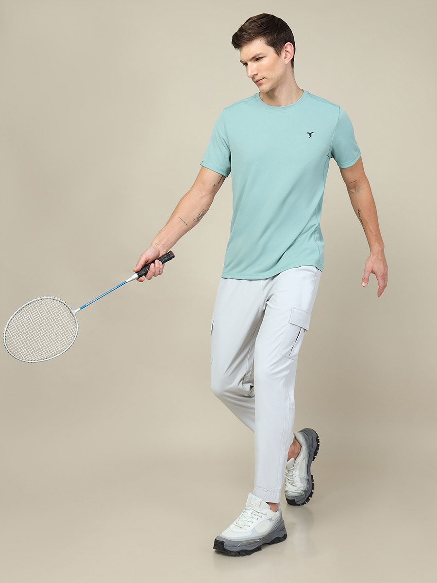 Men Solid Round Neck Slim Fit T-Shirt with Technocool+