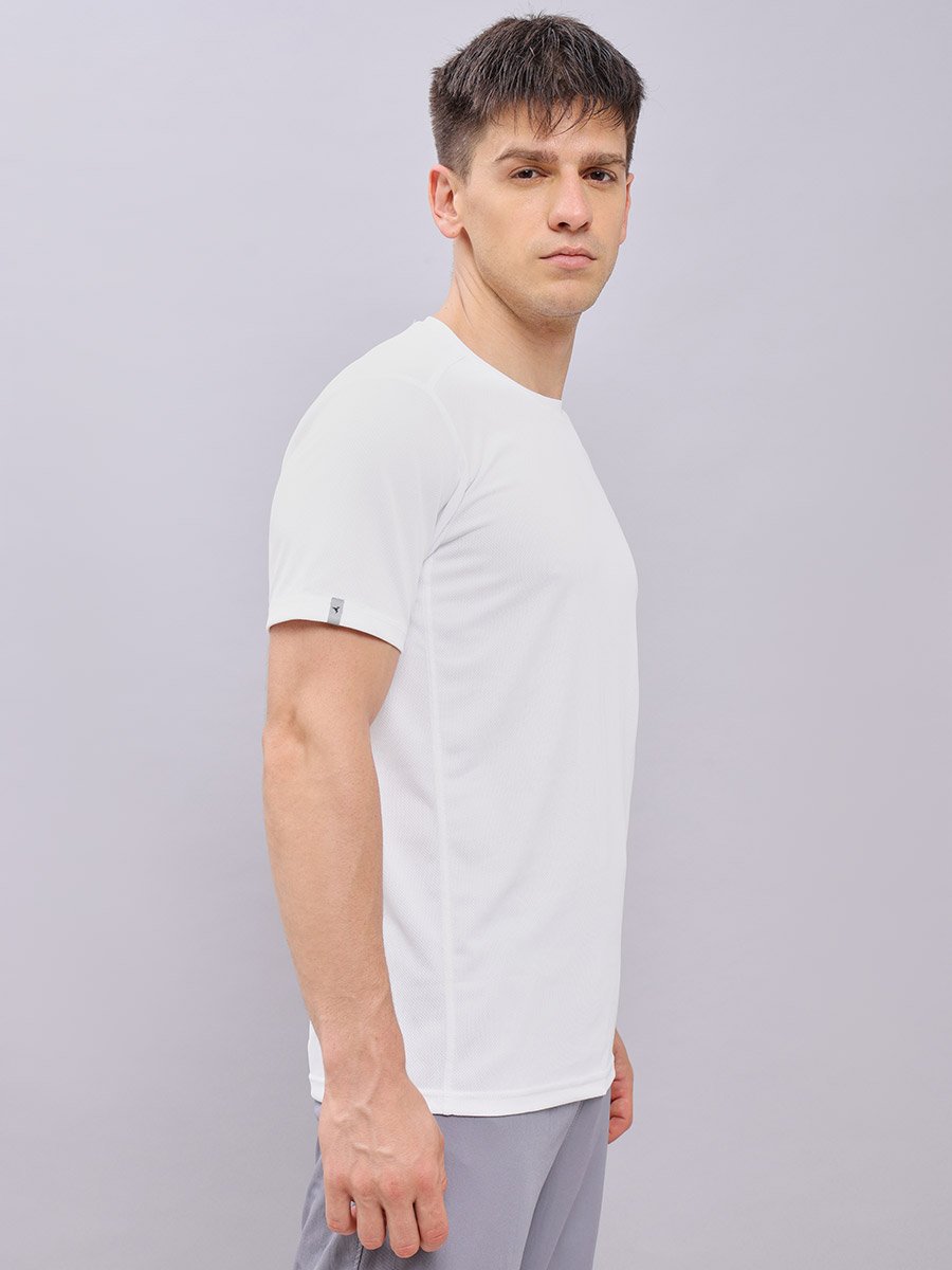 Plus Size Solid Round Neck Slim Fit T-Shirt with TECHNOCOOL+