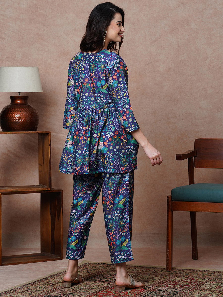 Floral Printed Gathered Design Tunic and Straight Pants