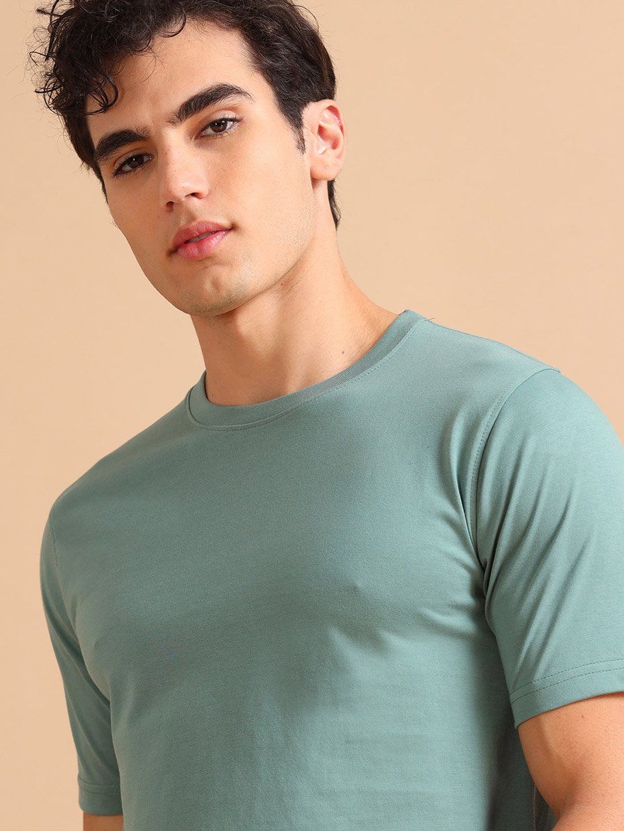 Solid Short Sleeve Regular Fit T-Shirt