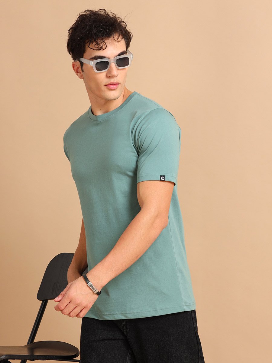 Solid Short Sleeve Regular Fit T-Shirt