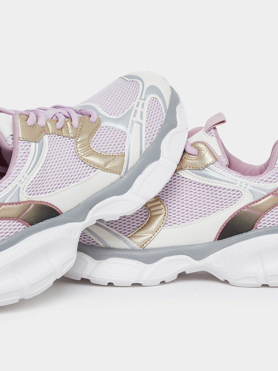 Women Mesh Upper Textured Sneakers