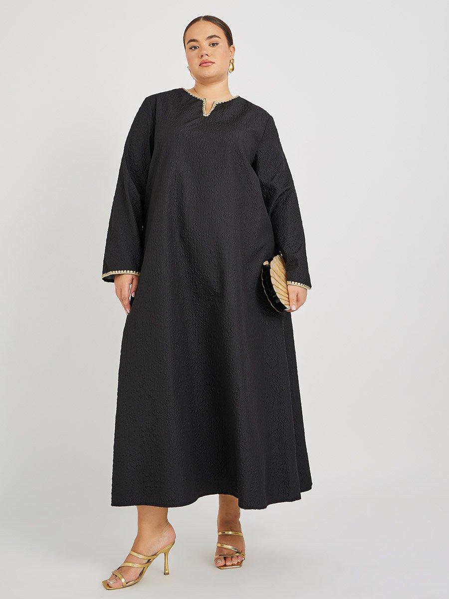 Plus Size Textured Notch Neck Jalabiya with Lace Detail