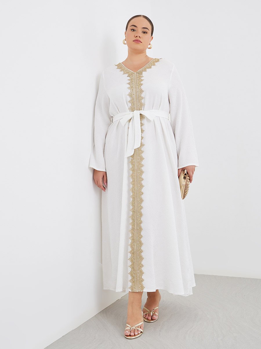 Plus White Jacquard Kaftan with Lace Trim