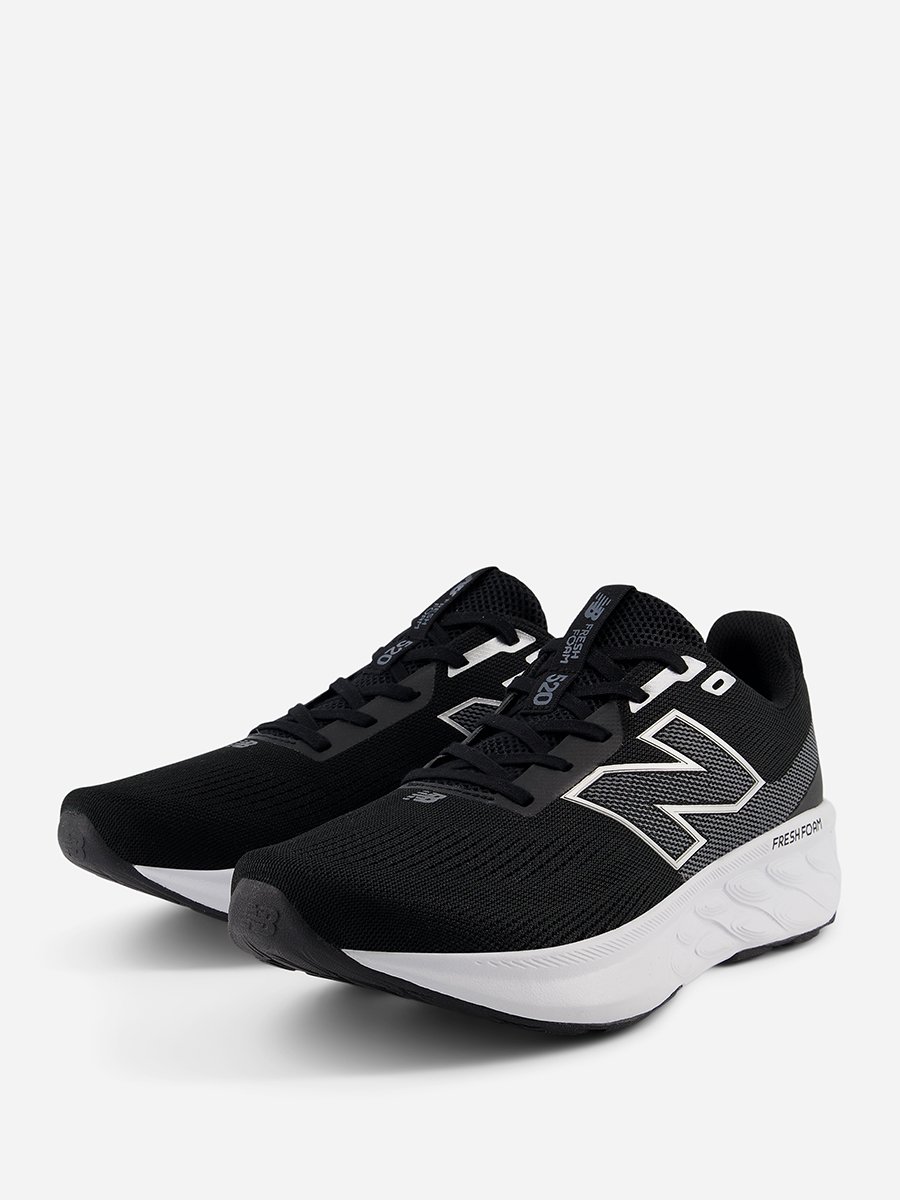 520 Sneakers
