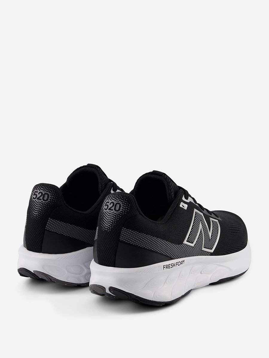 520 Sneakers