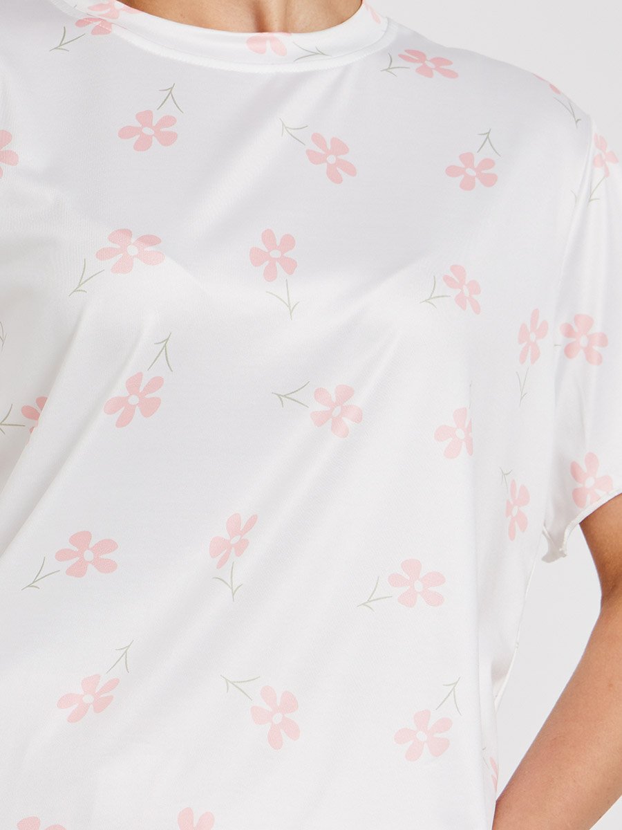 Floral Printed T-Shirt and Solid Pyjama Set