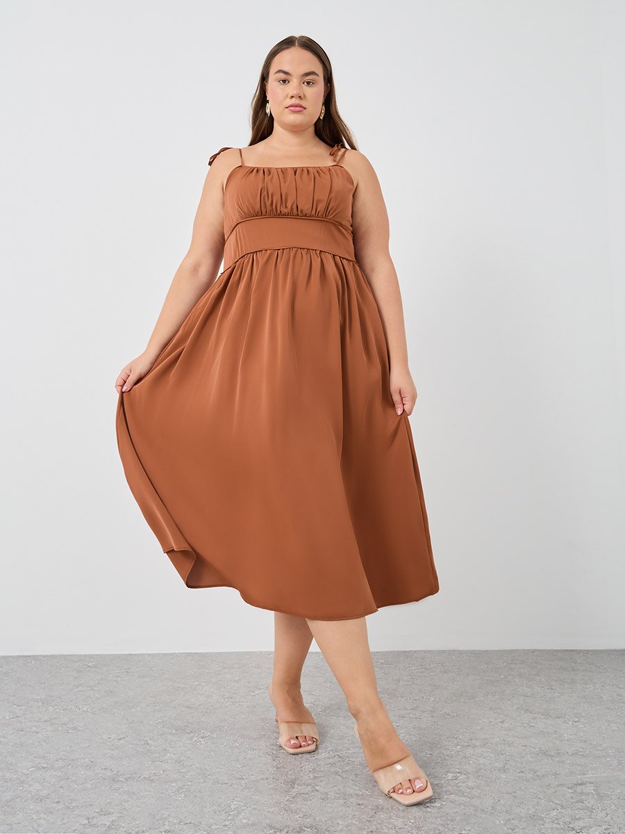 Plus Size Solid Strappy A-Line Midi Dress