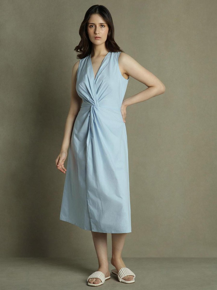 Solid V-Neck Sleeveless Midi Dress