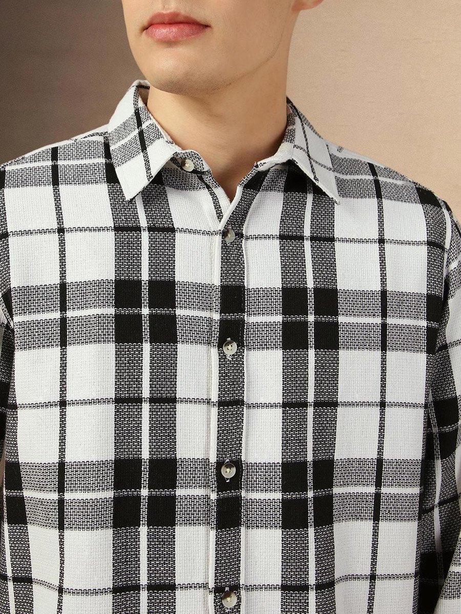 Checked Long Sleeves Casual Shirt