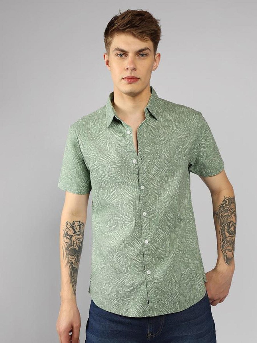 Relaxed Fit Abstract Printed Short Sleeves Shirt