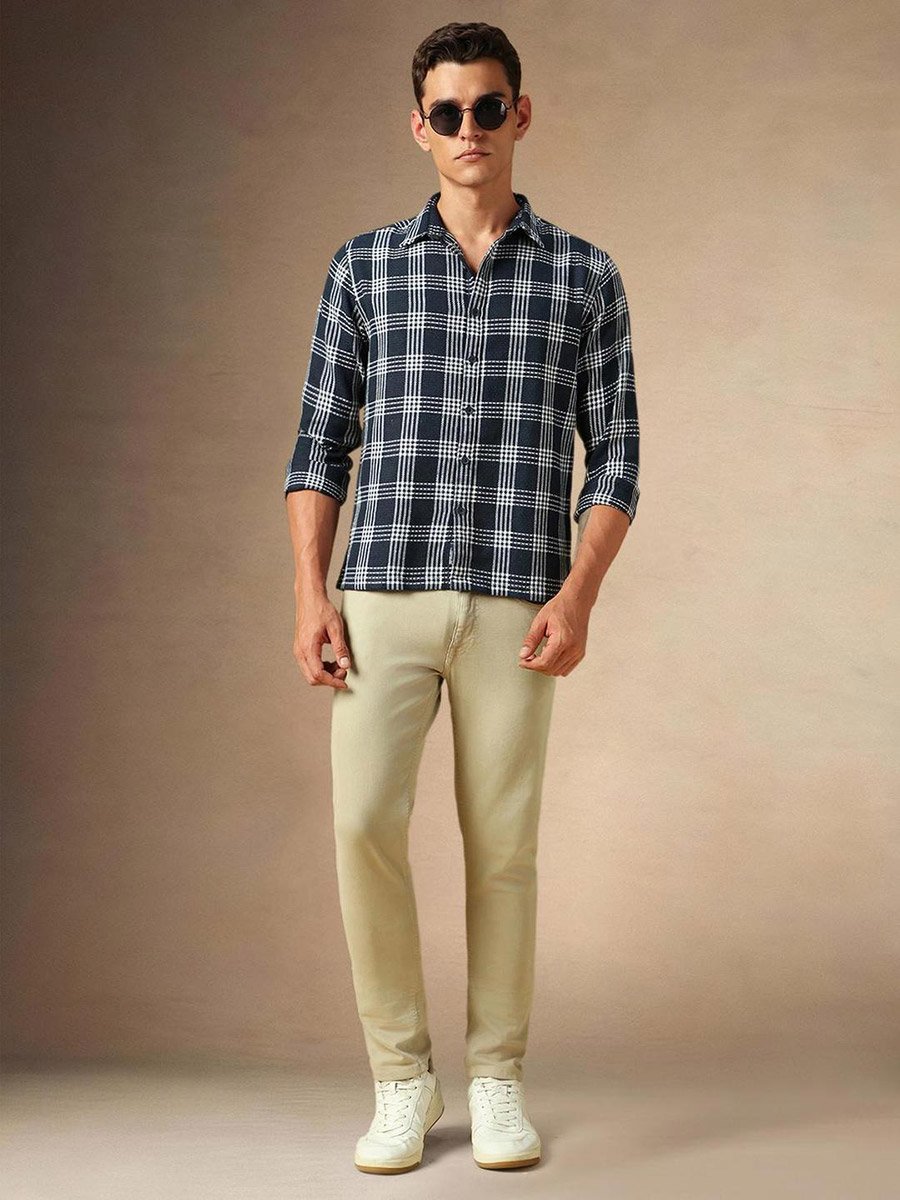 Checked Long Sleeves Button Down Shir 