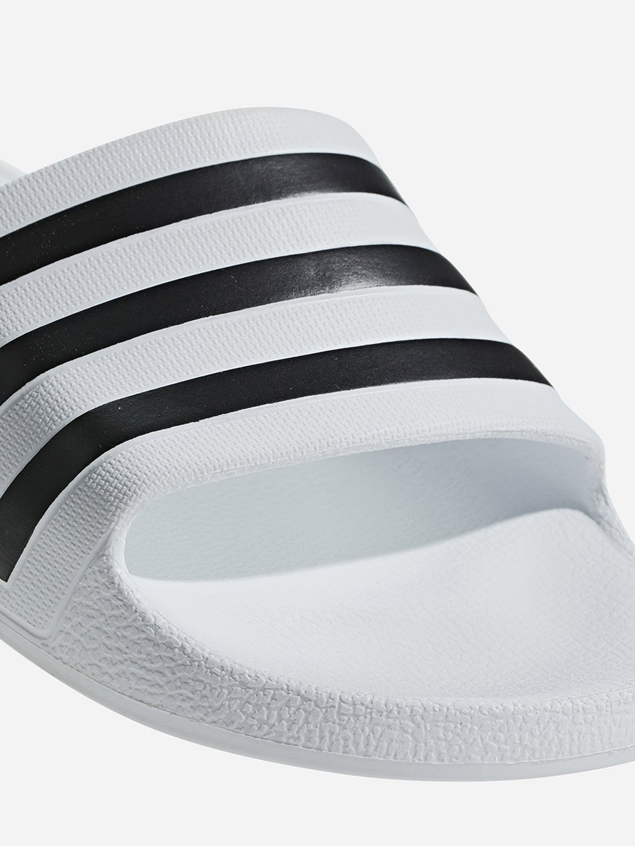 Adilette Aqua Slides