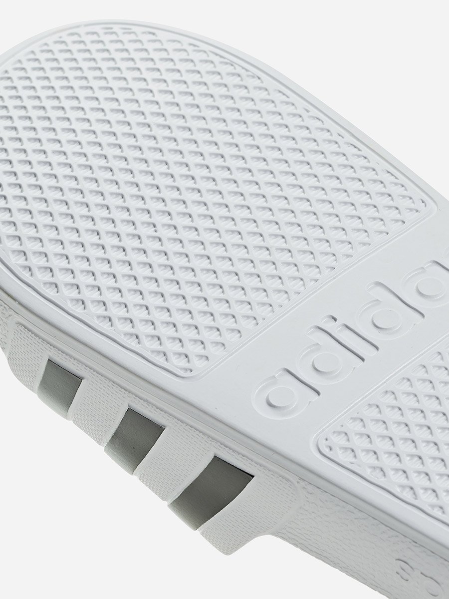 Adilette Aqua Slides