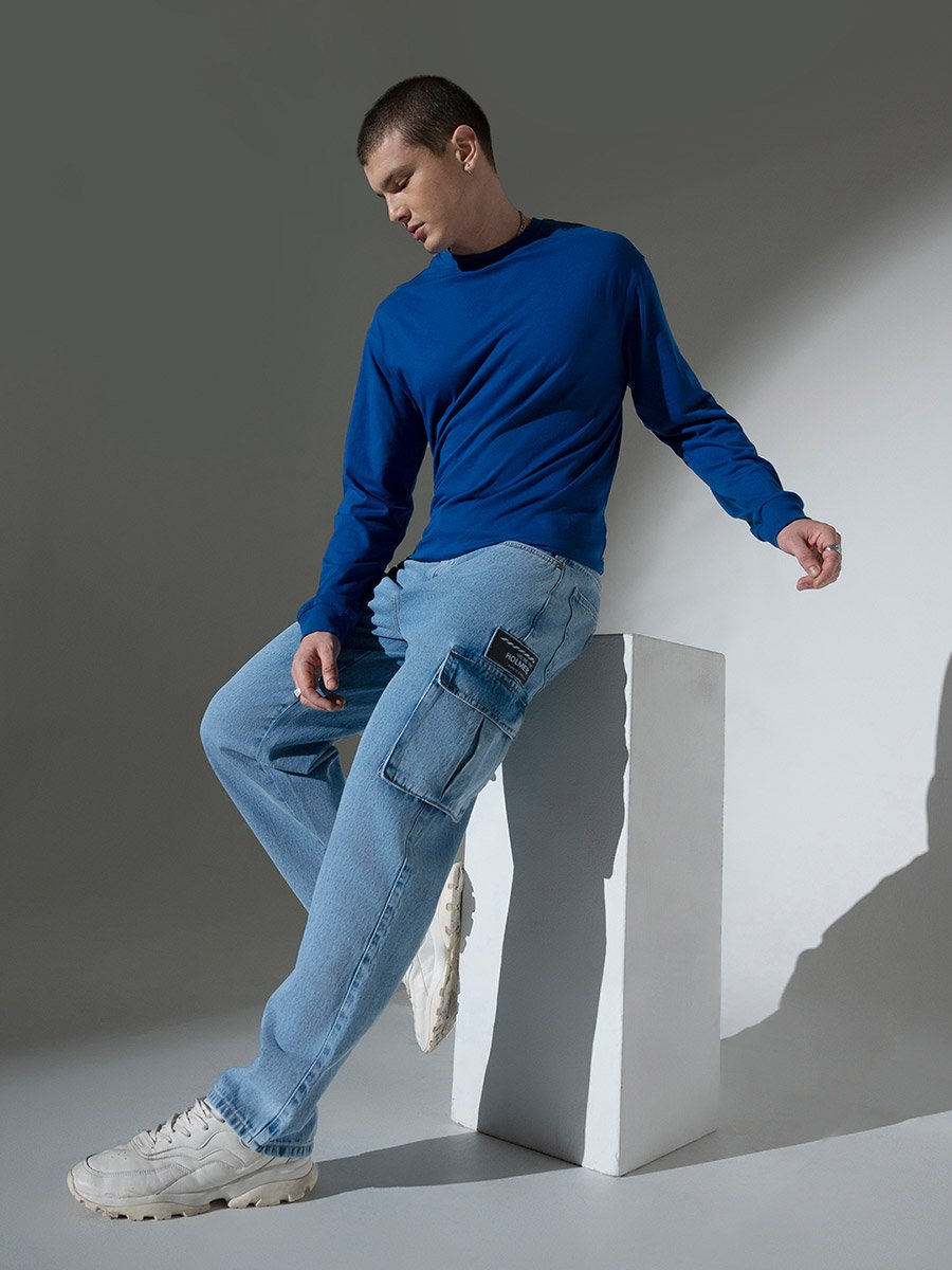 Mid Rise Badge Detail Cargo Jeans