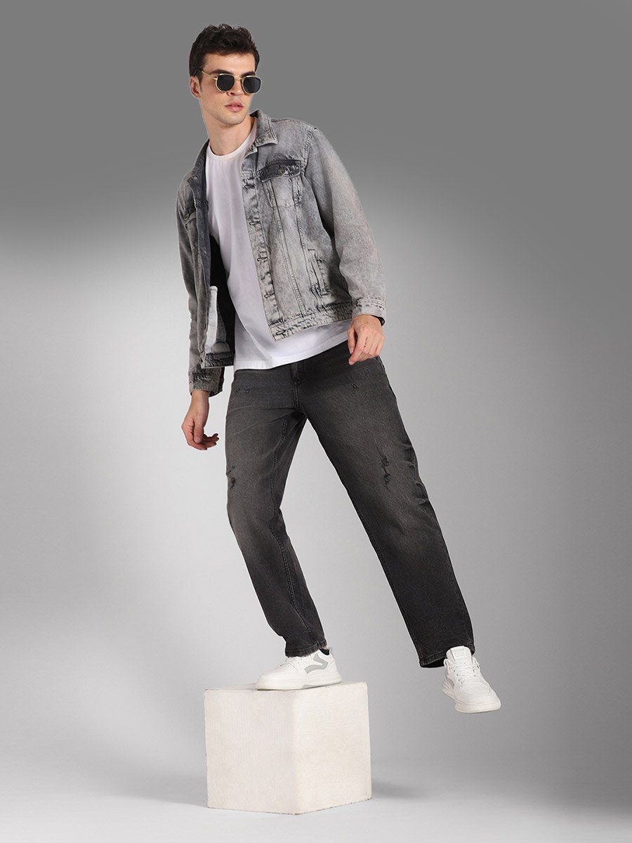 Mid Rise Distressed Regular Fit Jeans