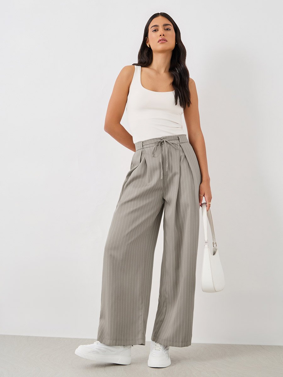 Striped Inverted Pleated Drawstring Pants