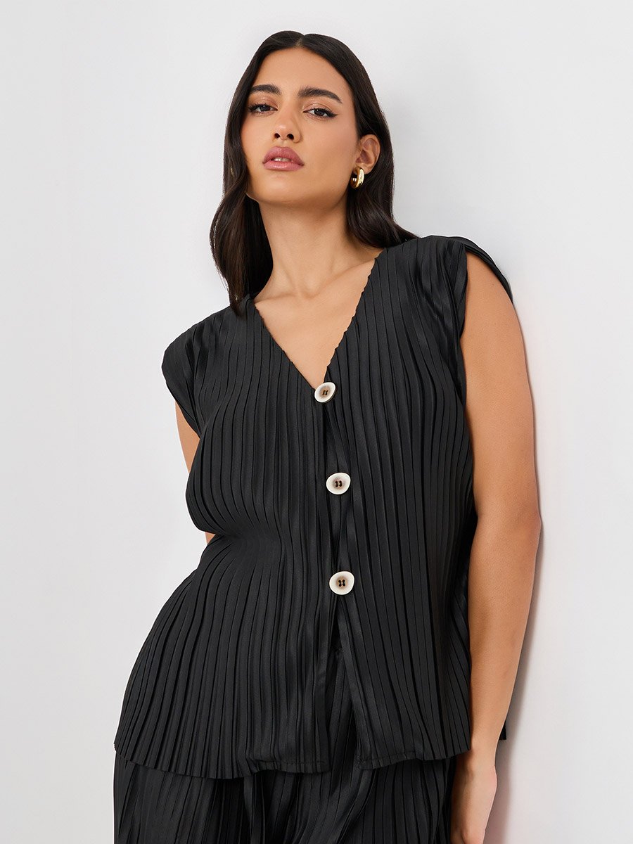 Pleated V-Neck Buttoned Waistcoat