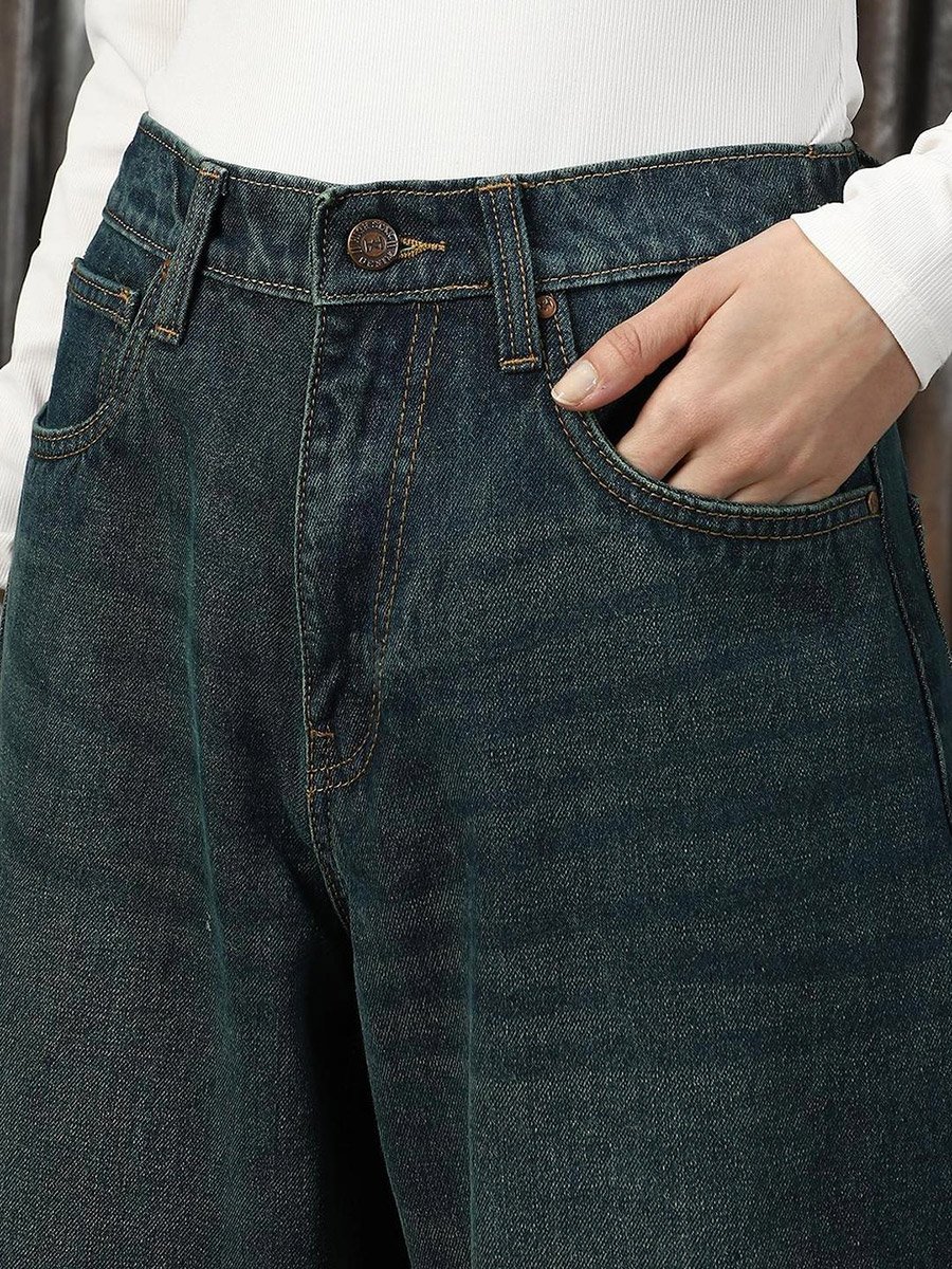 High Rise Faded Regular Fit Jeans