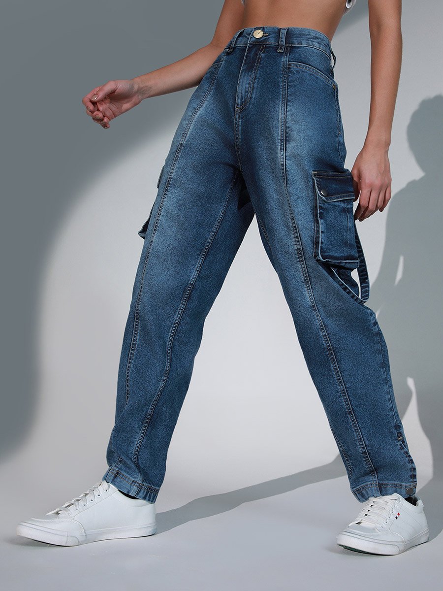 High Rise Relaxed Fit Cargo Jeans