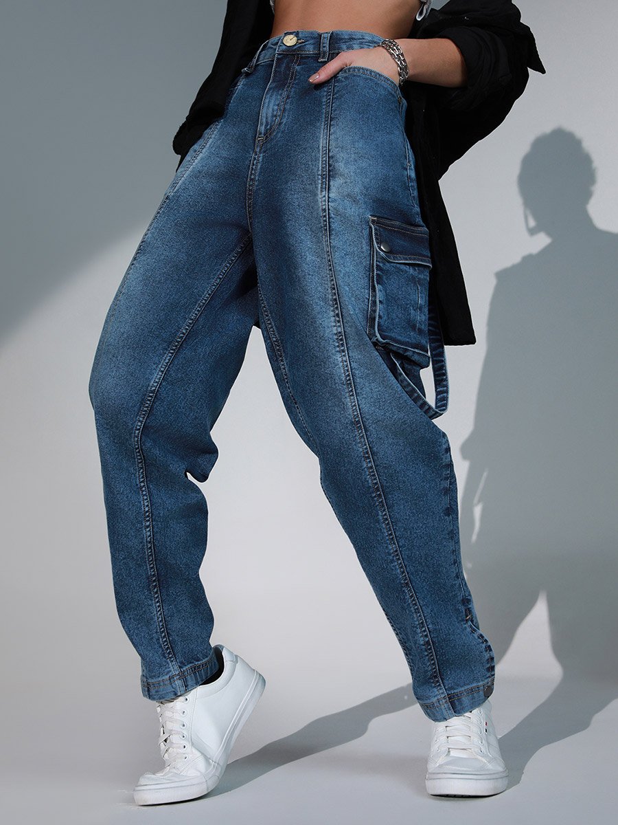 High Rise Relaxed Fit Cargo Jeans