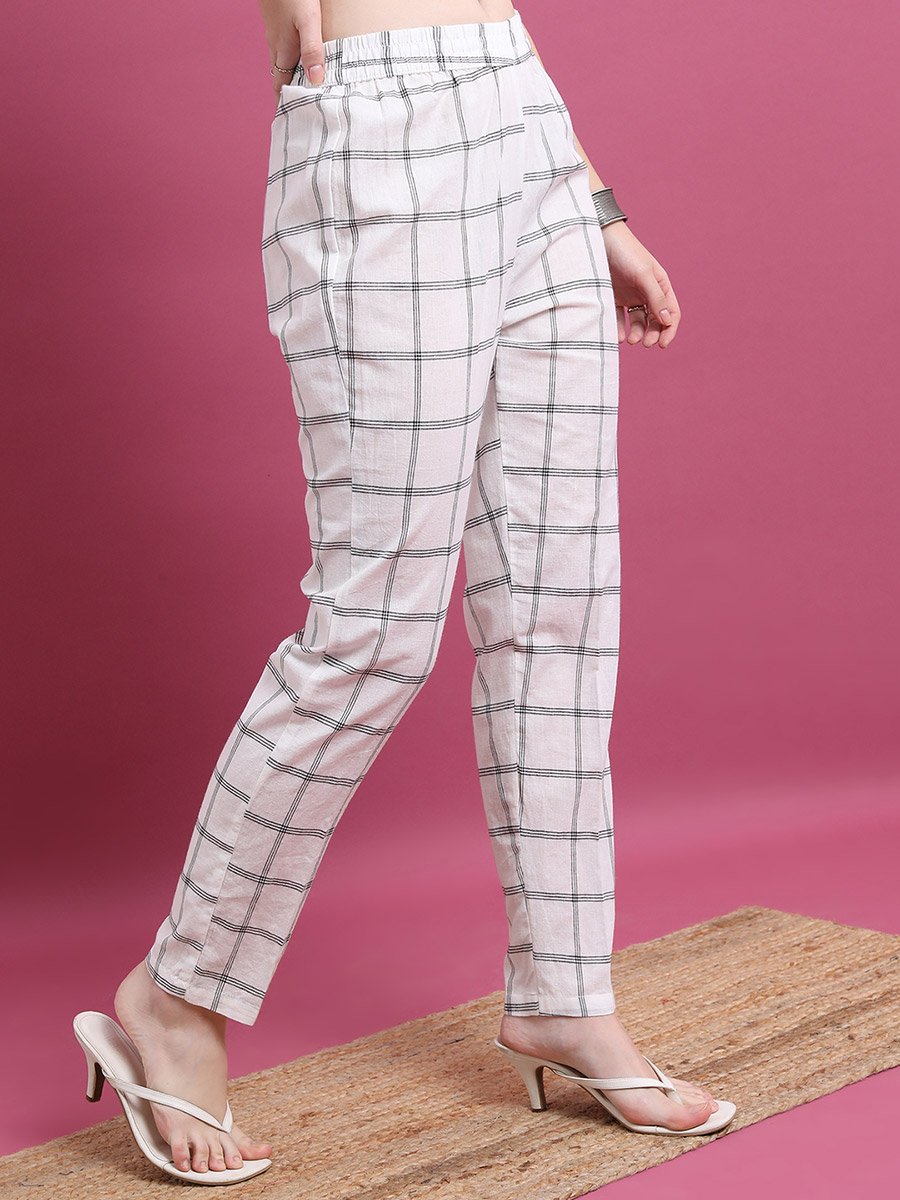Women Multi-Colored Checked Stright Pant